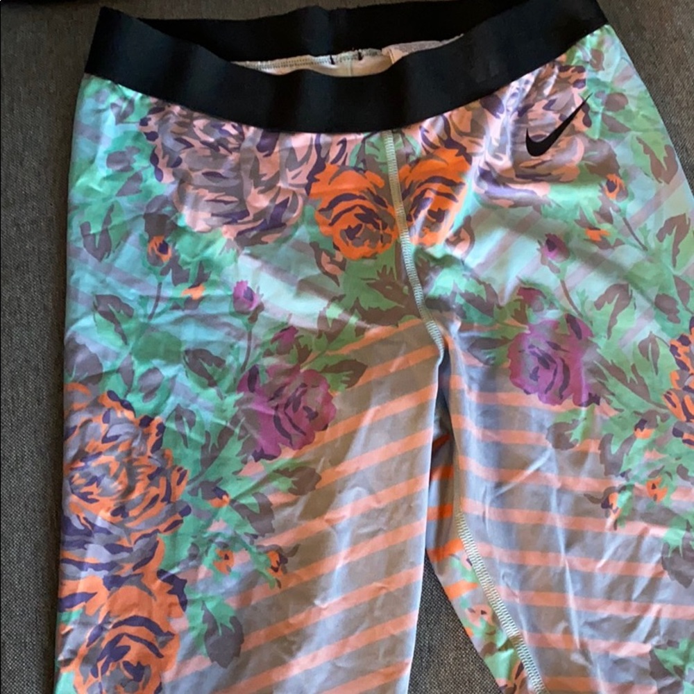 Nike pro leggings